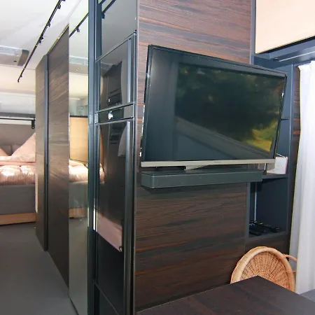 Dreamer Luxus-caravan Am Achterwasser, بيت للعطل *