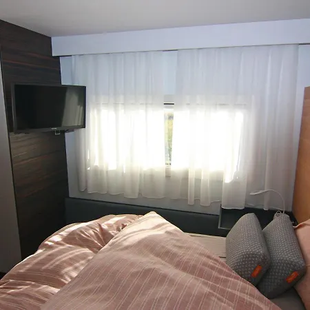 Dreamer Luxus-caravan Am Achterwasser, بيت للعطل *